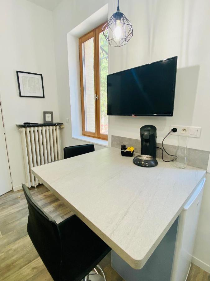 Studio neuf bien placé, jardin et parking gratuit Appartement Toulouse Buitenkant foto